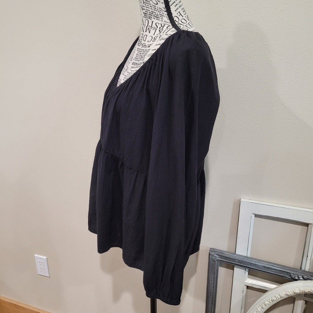 Old Navy Womens SZ Lg. Black V neck, Boho Peasant babydoll style top, lg. Sleeve - Picture 4 of 12